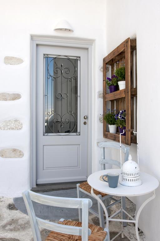 Portes View House Parikia  Room photo