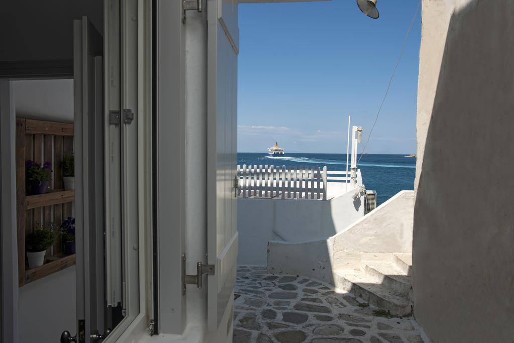 Portes View House Parikia  Room photo